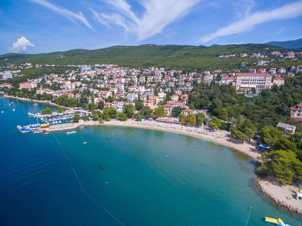 Apartment Robert Crikvenica Luaran gambar