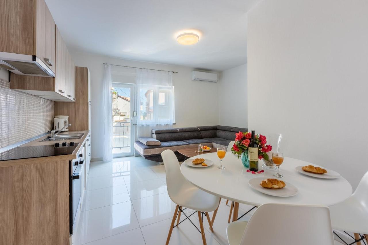 Apartment Robert Crikvenica Luaran gambar